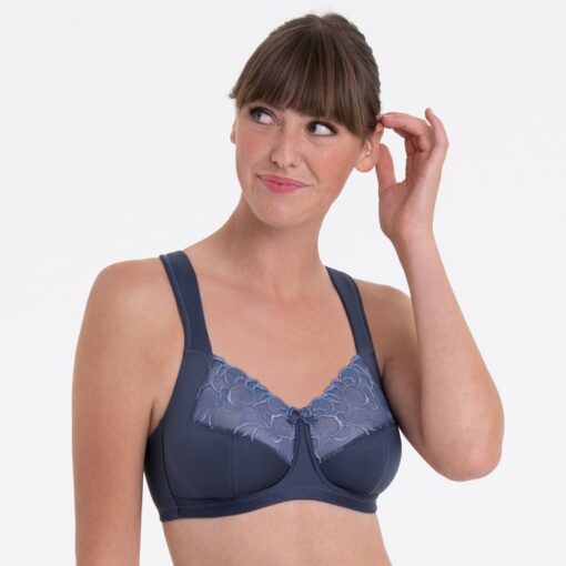 Lucia mastectomy bra